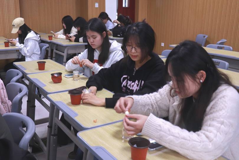 图示, 示意图
中度可信度描述已自动生成:ver1